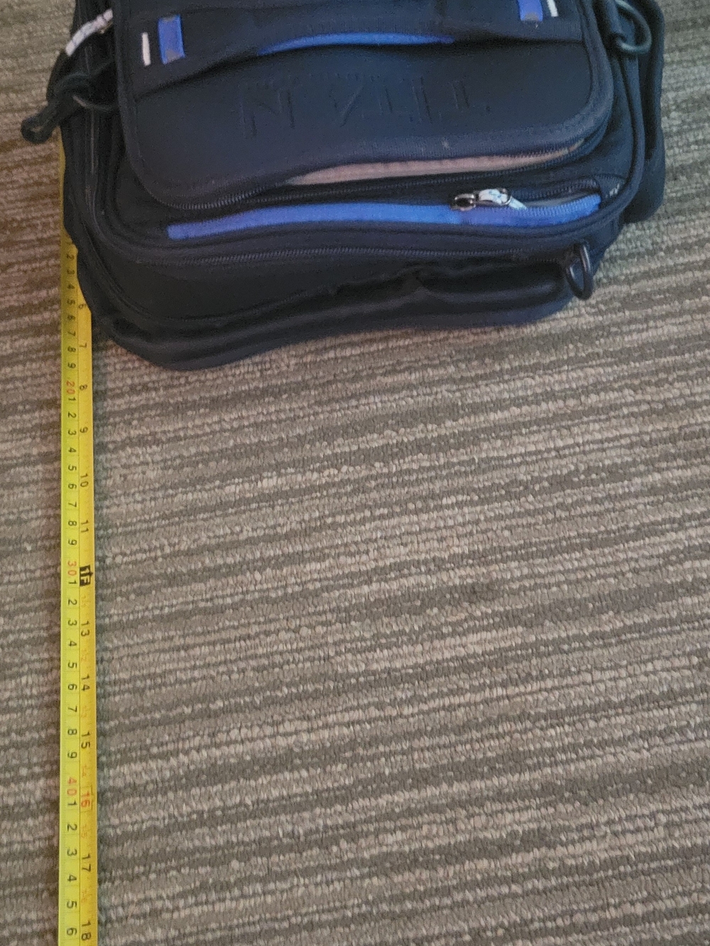 Titan-Black and Blue Lunch Bag